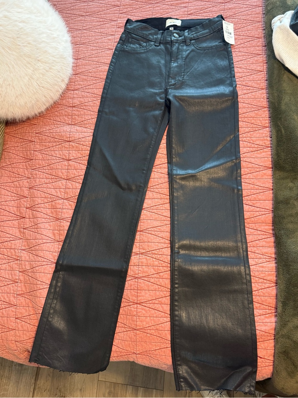 DL1961 Black Leather Looking Halle Straight 29” Jeans